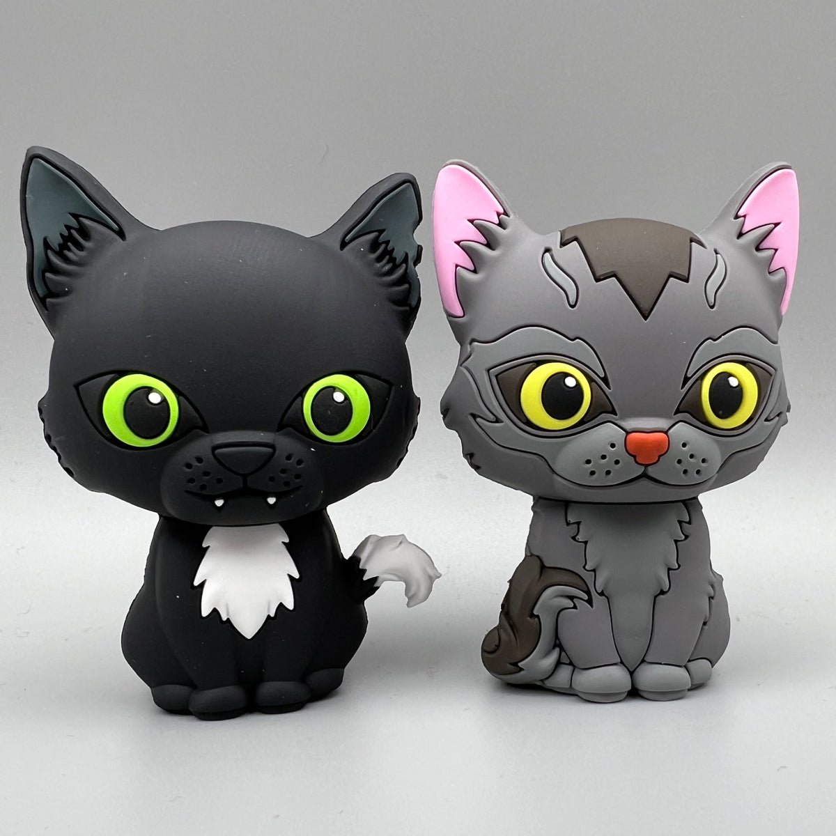 Cuervito y Látigo - Mini figuras coleccionables (Los cuatro clanes)