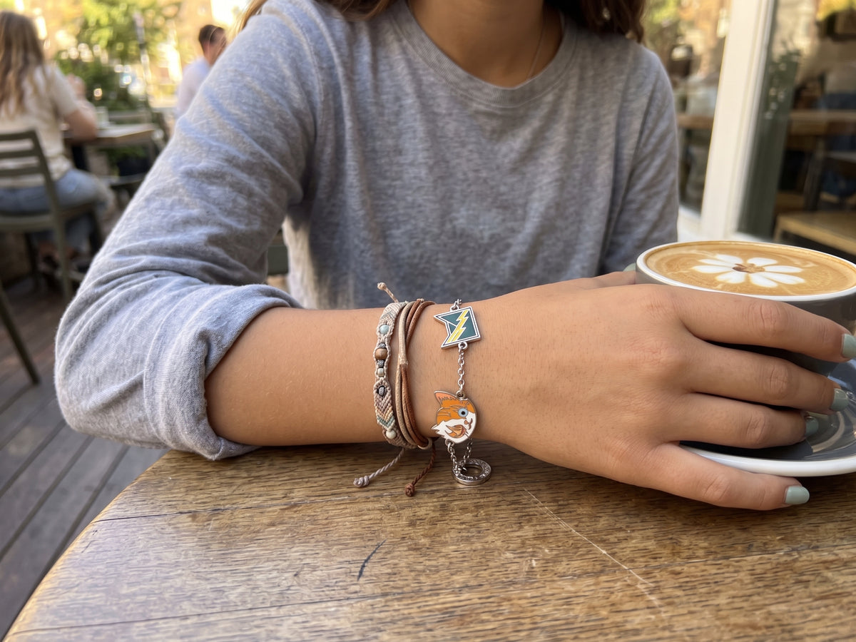 Juego de pulseras de Los gatos guerreros - Nimbo y Centella