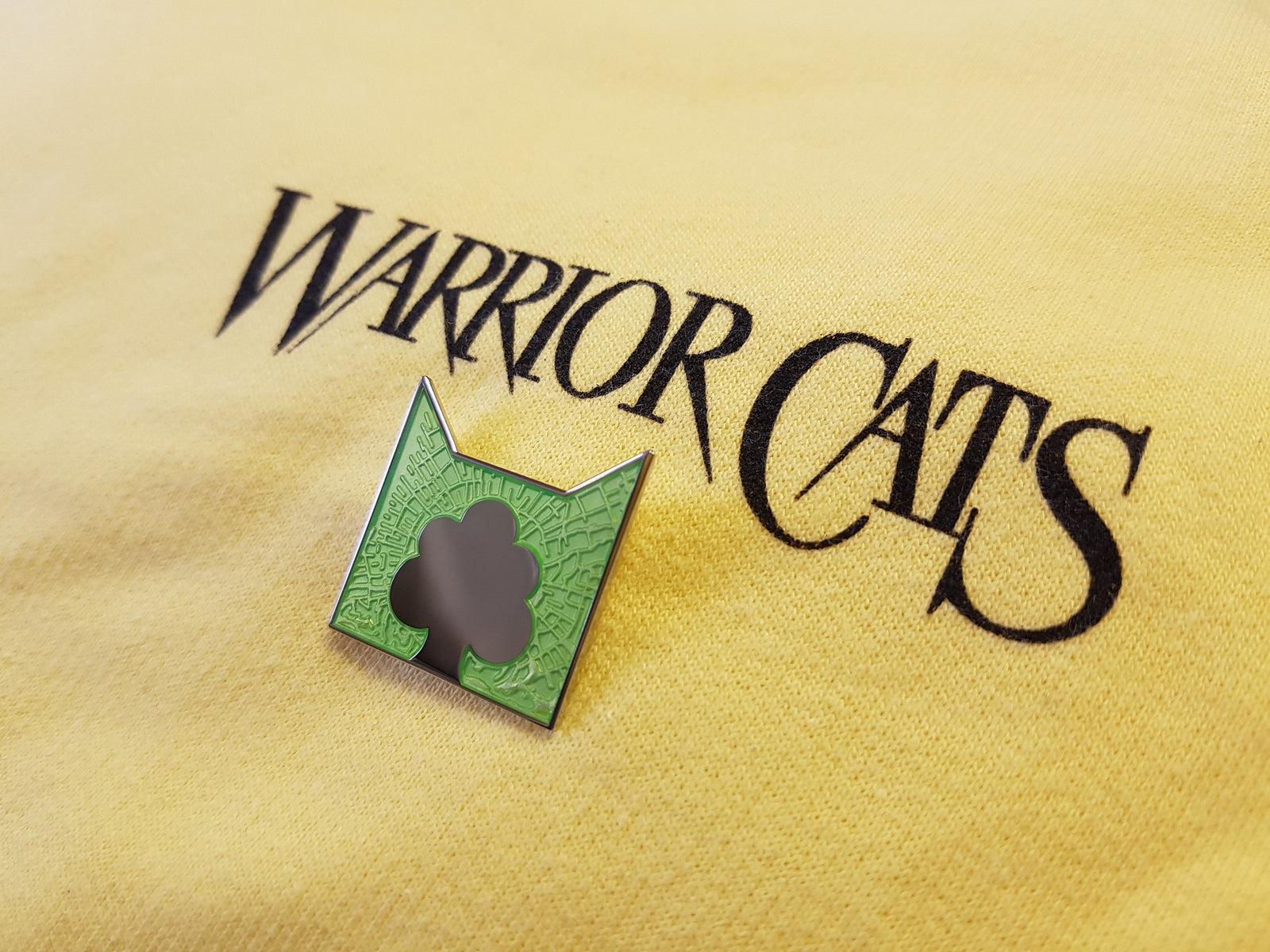 SkyClan Collector's Pin Badge