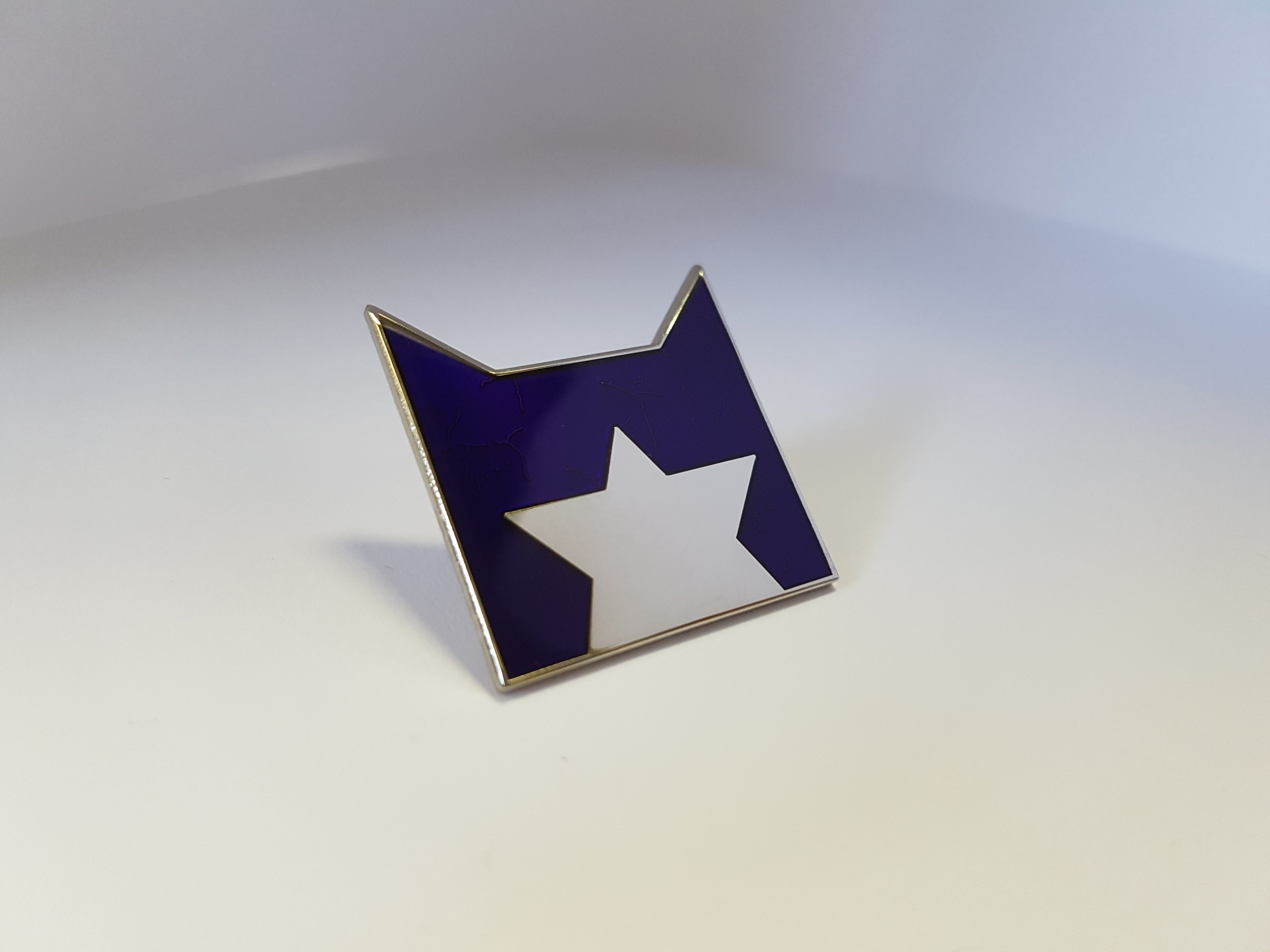 Collector's WindClan Pin Badge
