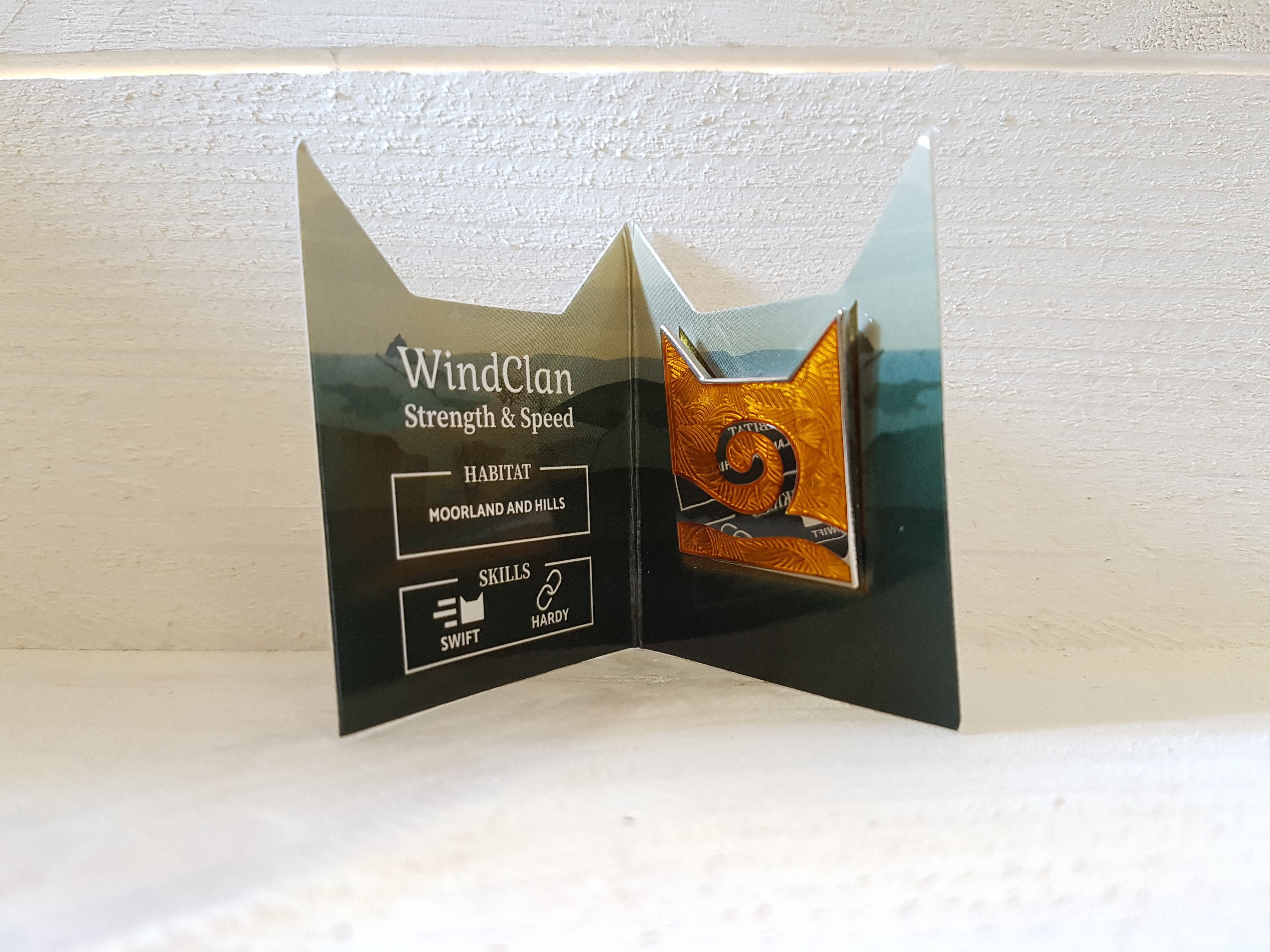 Pin coleccionable del Clan del Viento